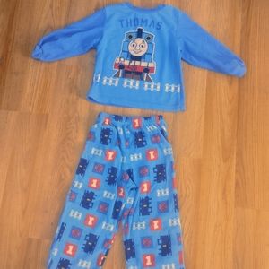 Boys thomas the train pjs 3t